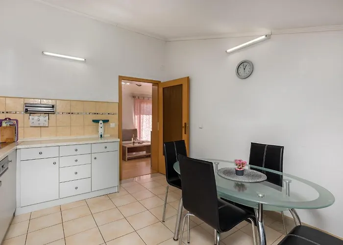 Apartment Beautiful In With Wifi *